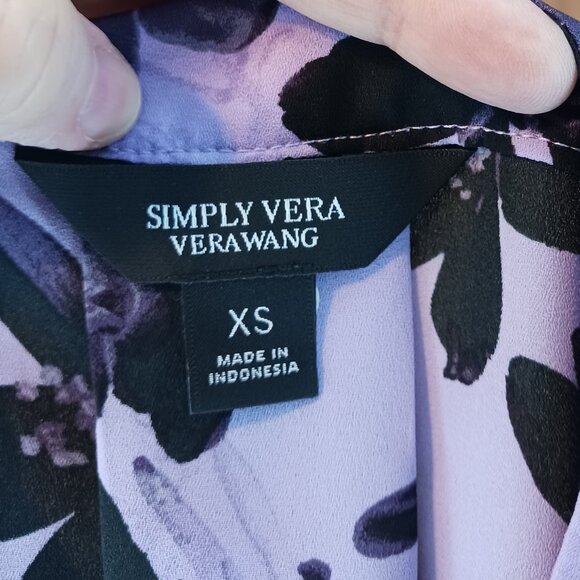 #81 3/$18 - Simply Vera Purple/Black Short Sleeve Top Size XS - Picture 6 of 6